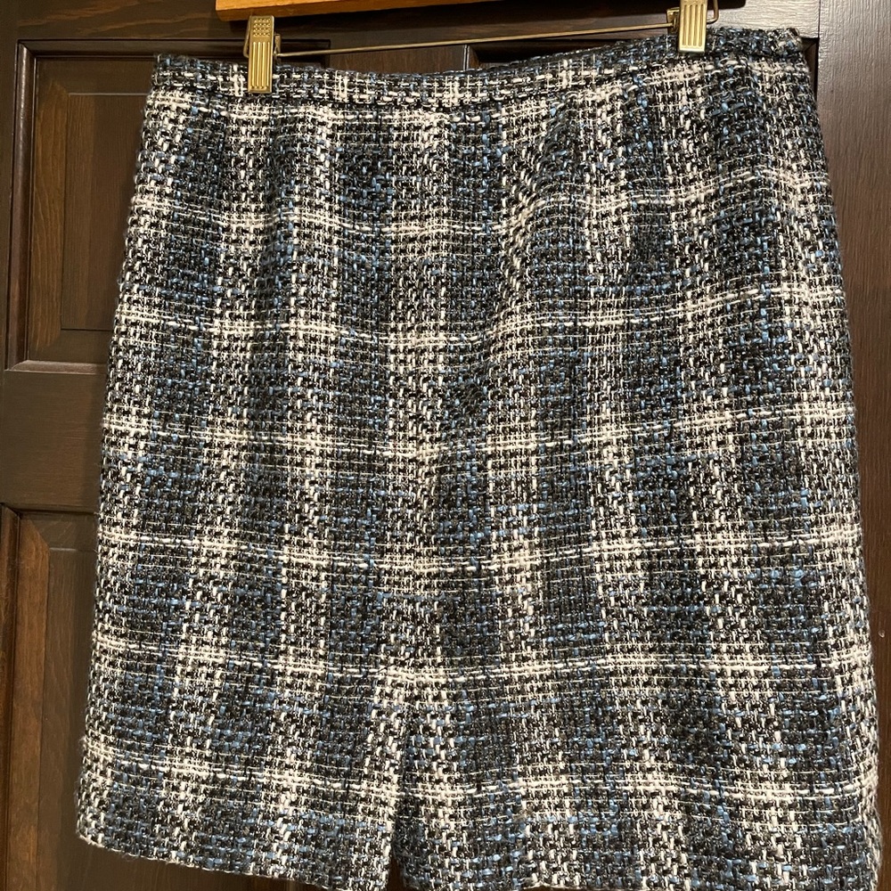 EUC Loft plaid skirt - Picture 5 of 9